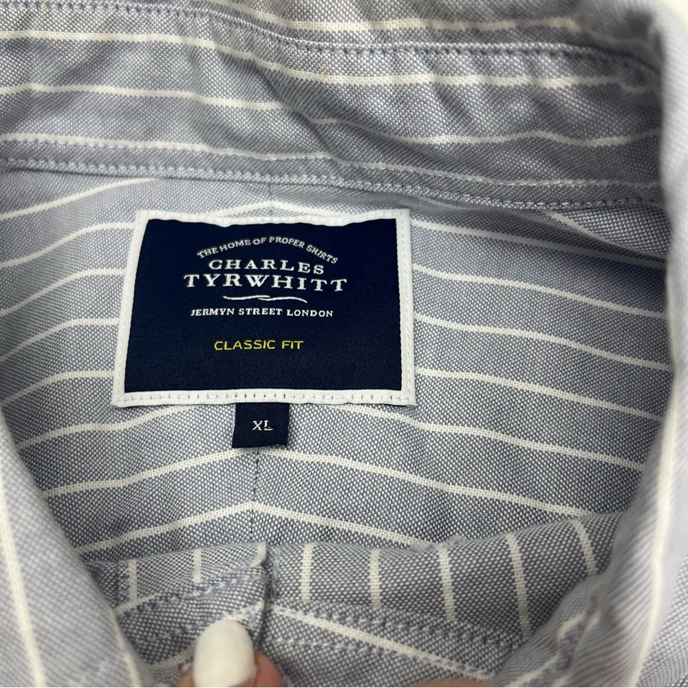 Charles Tyrwhitt Grey Gray‎ White Striped  Button Front Shirt Classic XL *FLAWED - Picture 3 of 15